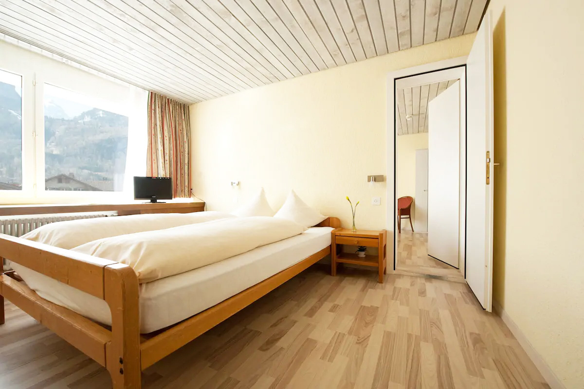 Welcome to the Hotel Sherlock Holmes in Meiringen